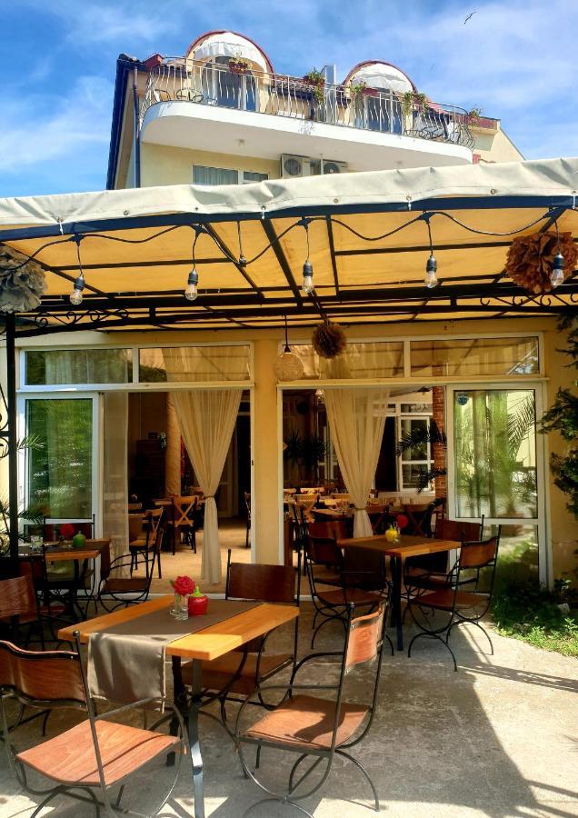 Hotel Feniks Lozenec Exteriér fotografie