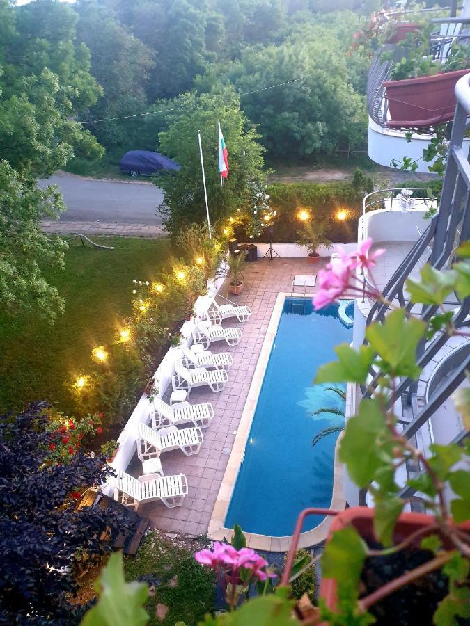 Hotel Feniks Lozenec Exteriér fotografie
