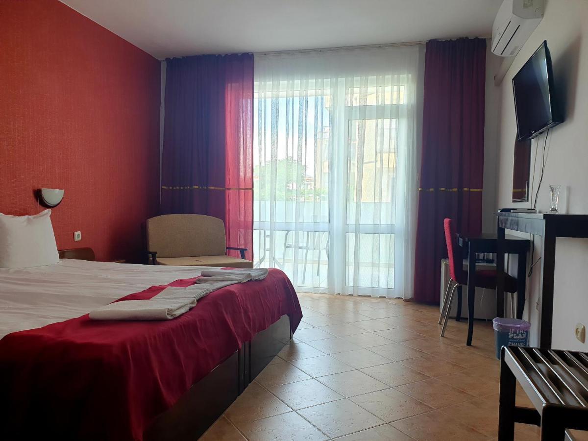 Hotel Feniks Lozenec Exteriér fotografie